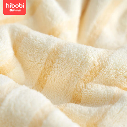 Hibobi Ominni Bath Towel Pearly velvet is soft on the skin and does not shed easily, dries quickly and has high water absorption, ideal for drying the head and body.